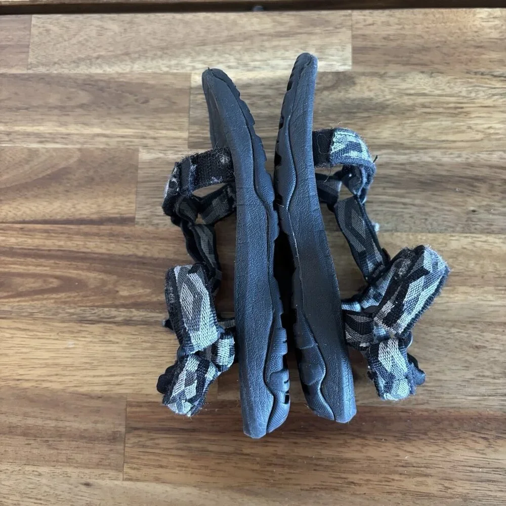 Teva good preowned